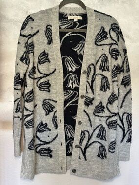 Ann Taylor LOFT Soft Cozy Cardigan Light Gray & Navy Floral Small Button Closure